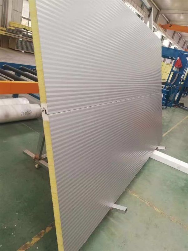 聚氨酯封边岩棉夹芯板（封边板小波纹）