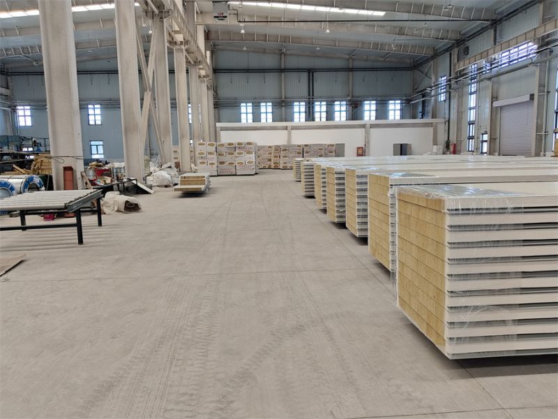 聚氨酯封边岩棉板